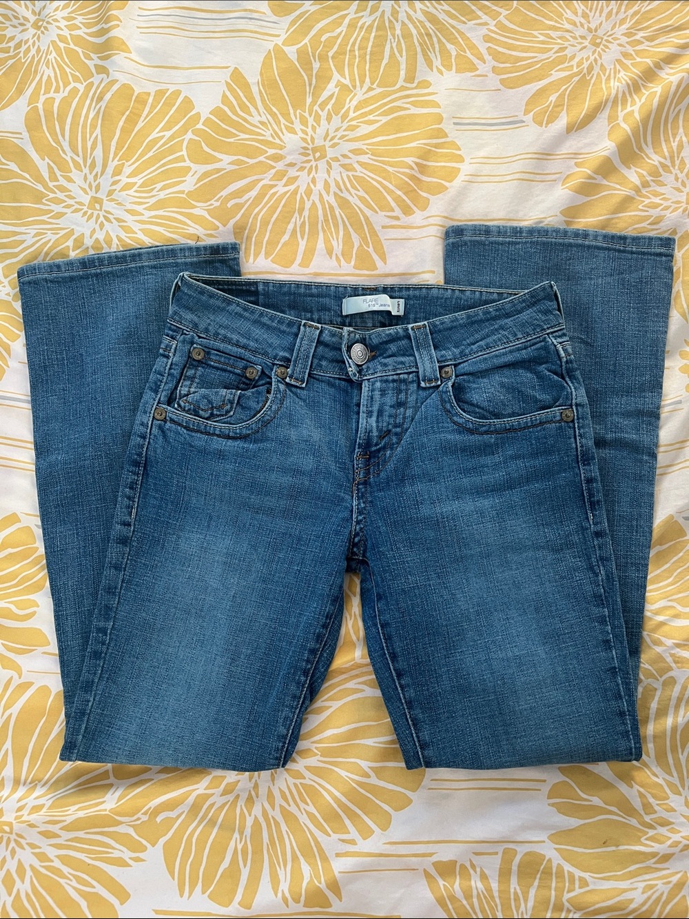 Levi's Women's Blue Flare-Leg 515 Denim Jeans